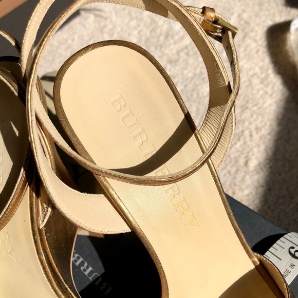 💯Authentic Burberry wedge sandals - Picture 6 of 8